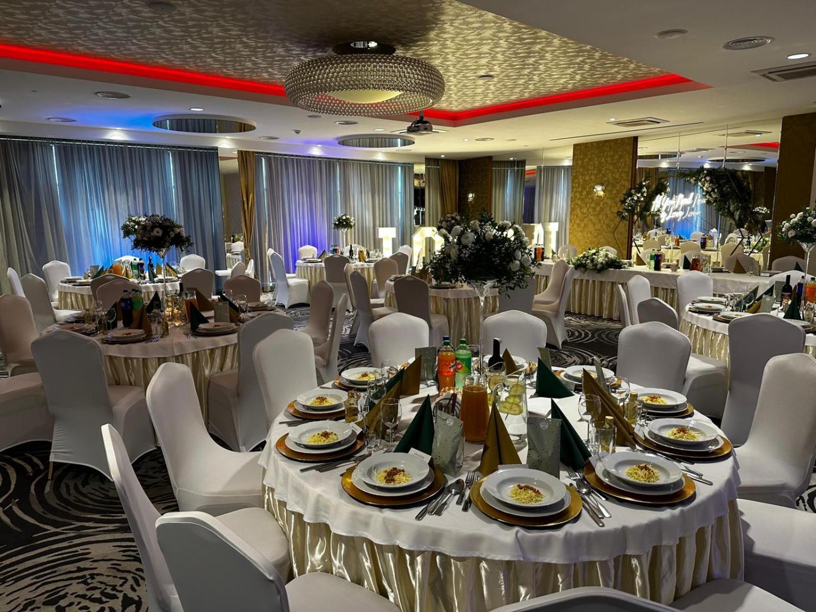 Arena Hotel Spa & Wellness Tychy Exteriér fotografie