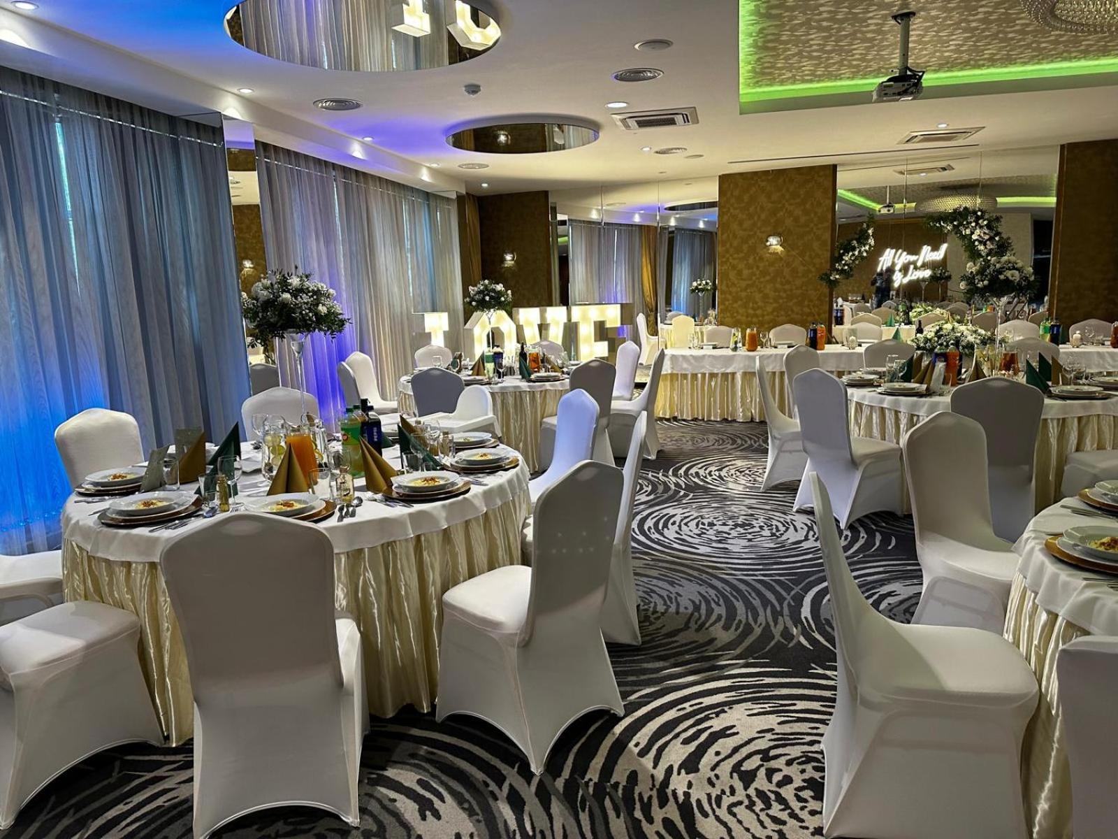 Arena Hotel Spa & Wellness Tychy Exteriér fotografie