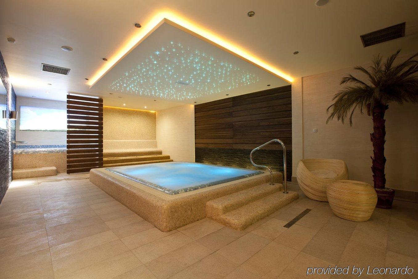Arena Hotel Spa & Wellness Tychy Exteriér fotografie
